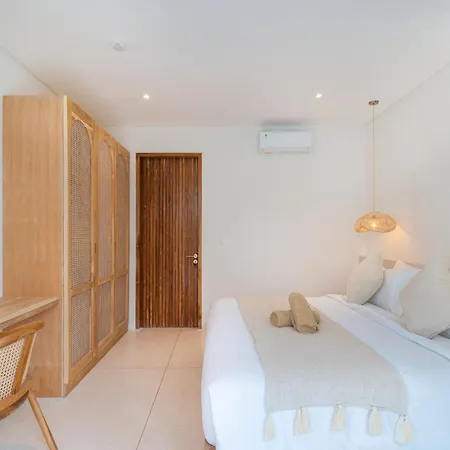 Villa Valli - 3Br Indoor Living - Sauna - Bingin-3